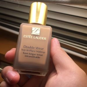 Estée Lauder Double Wear foundation